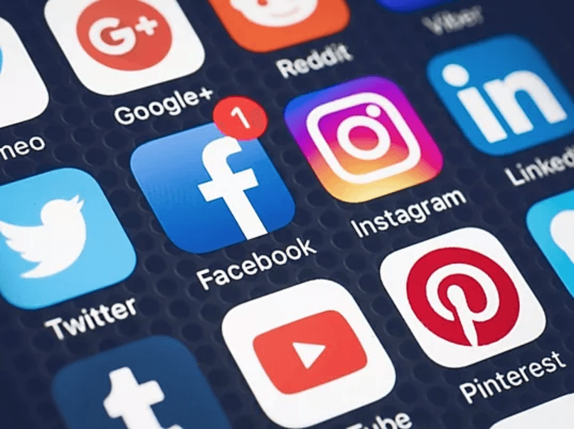 Social media platform apps